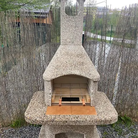 Holiday home Dum U Jezera *